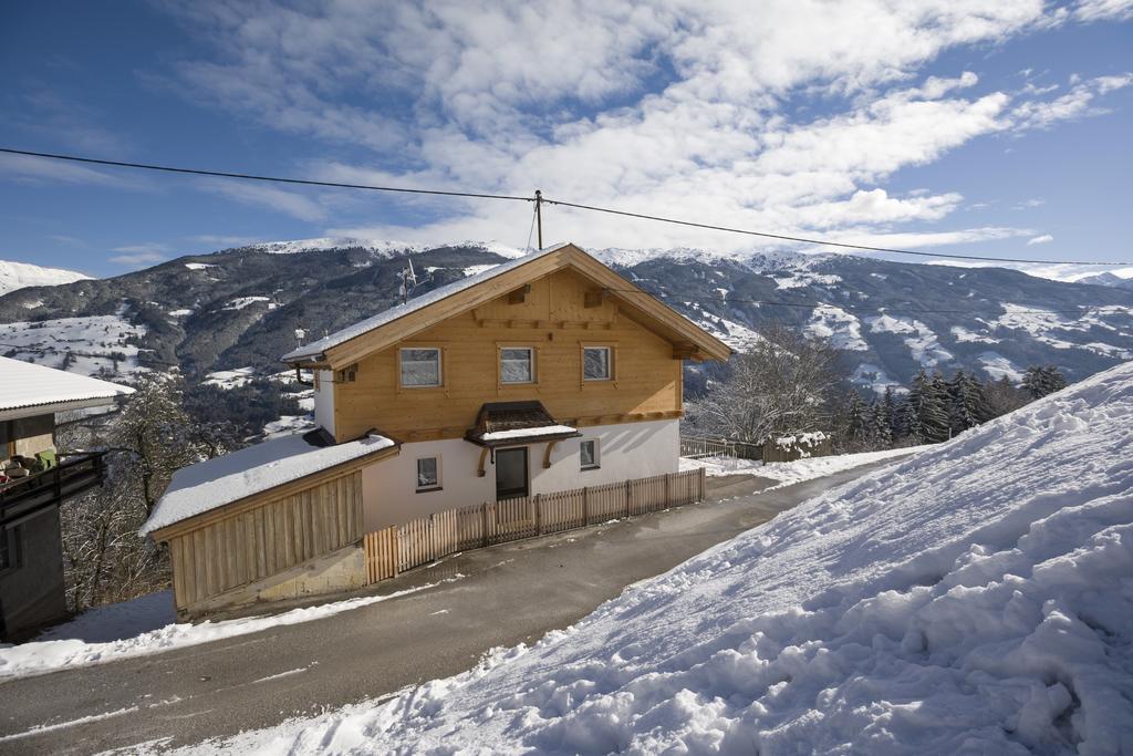 Bergchalet Emberg Mit Sauna Aschau Im Zillertal Exterior foto
