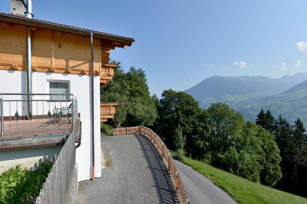Bergchalet Emberg Mit Sauna Aschau Im Zillertal Exterior foto